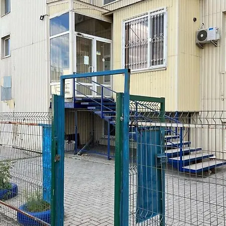 Евро Студия Возле Метро Академика Павлова Kharkiv Exterior photo