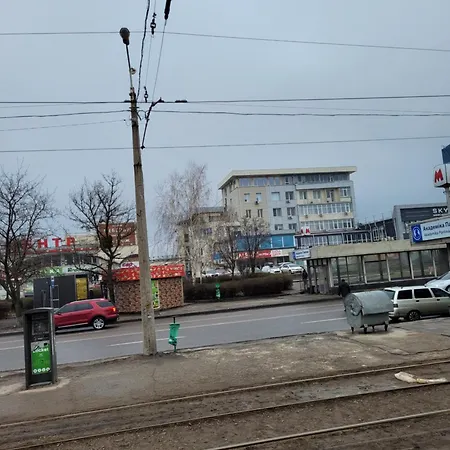 Евро Студия Возле Метро Академика Павлова Kharkiv Exterior photo