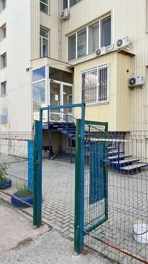 евро студия возле метро академика павлова Apartment *